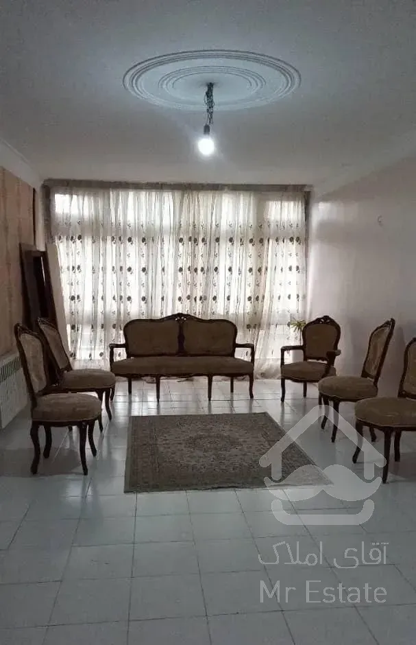 اپارتمان یک خوابه انقلاب