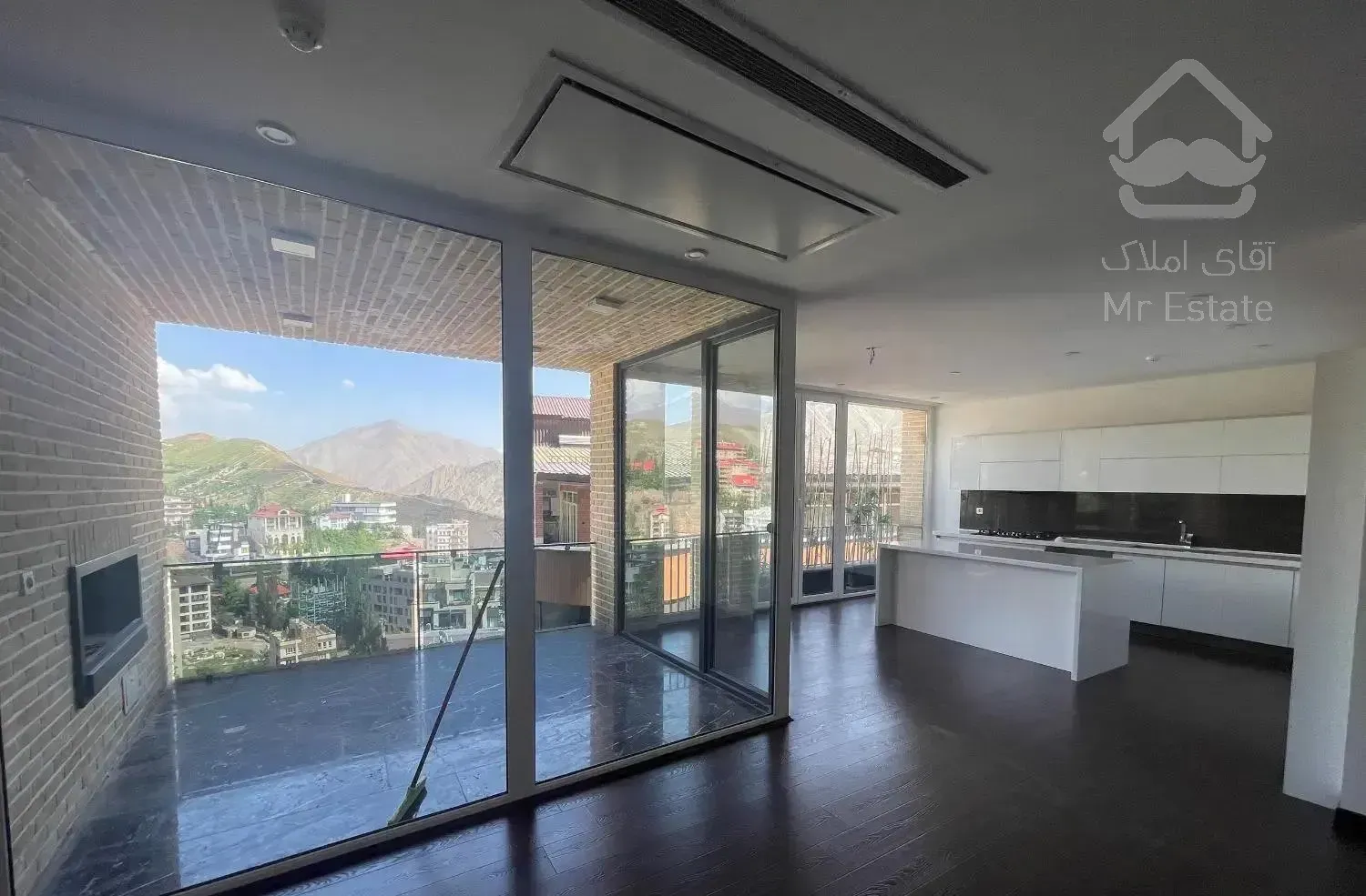 آپارتمان میگون نو ۱۶۵ متری ویو ابدی / لواسان