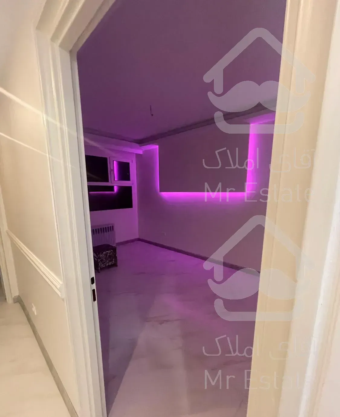 پاسداران،۱۱۵متر