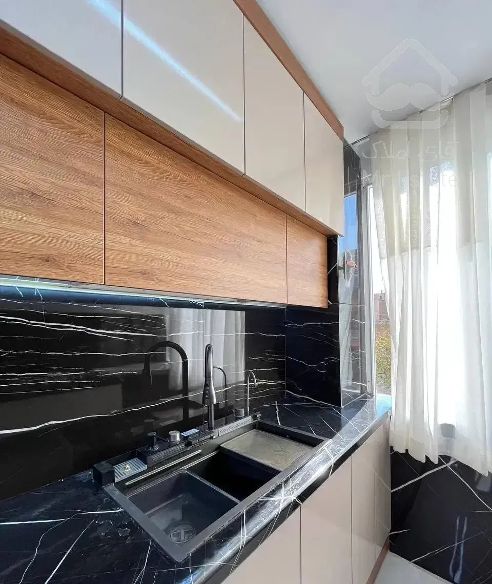 ۵۶متر روبه‌نما*پارکینگ‌سندی*سندتک‌برگ/سرمایه‌گذاری