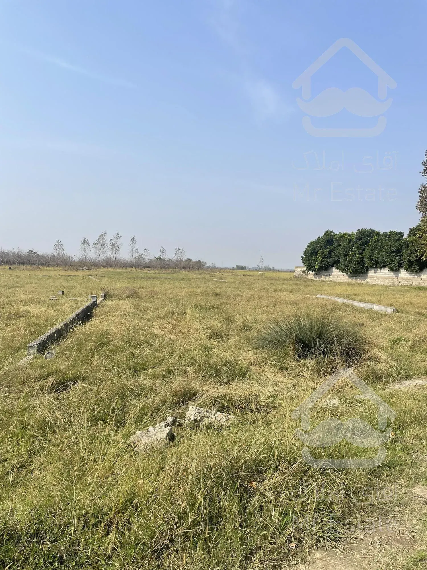 ۲۲۰ متر زمین داخل بافت