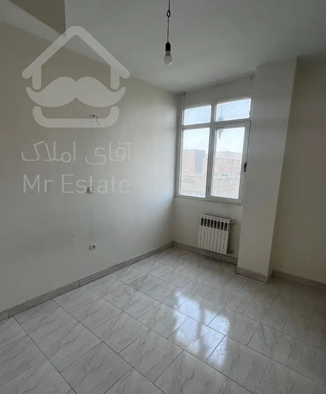 ۶۰متر یک خوابه/ با آسانسور/بالکن/تخلیه