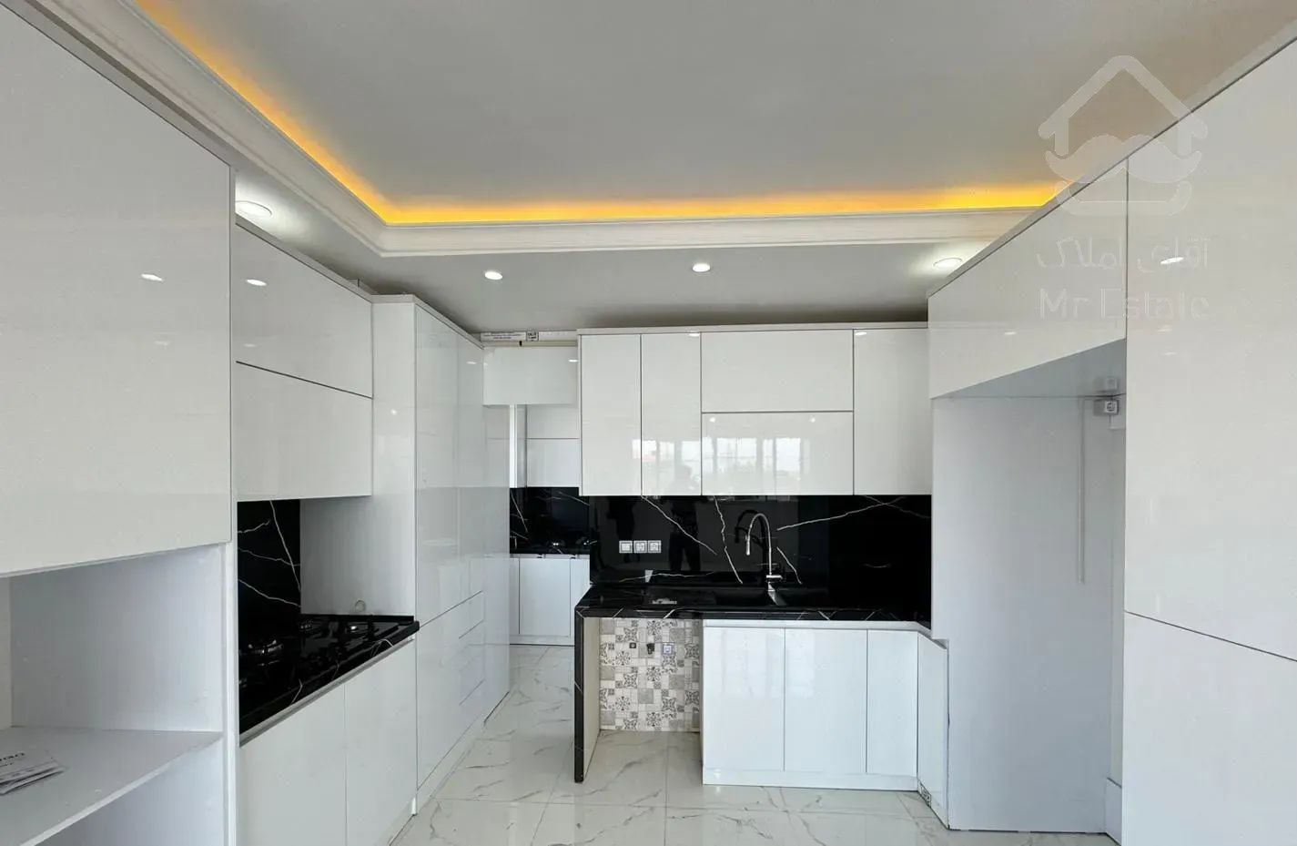 فروش آپارتمان 143 متری تکواحدی سه خواب