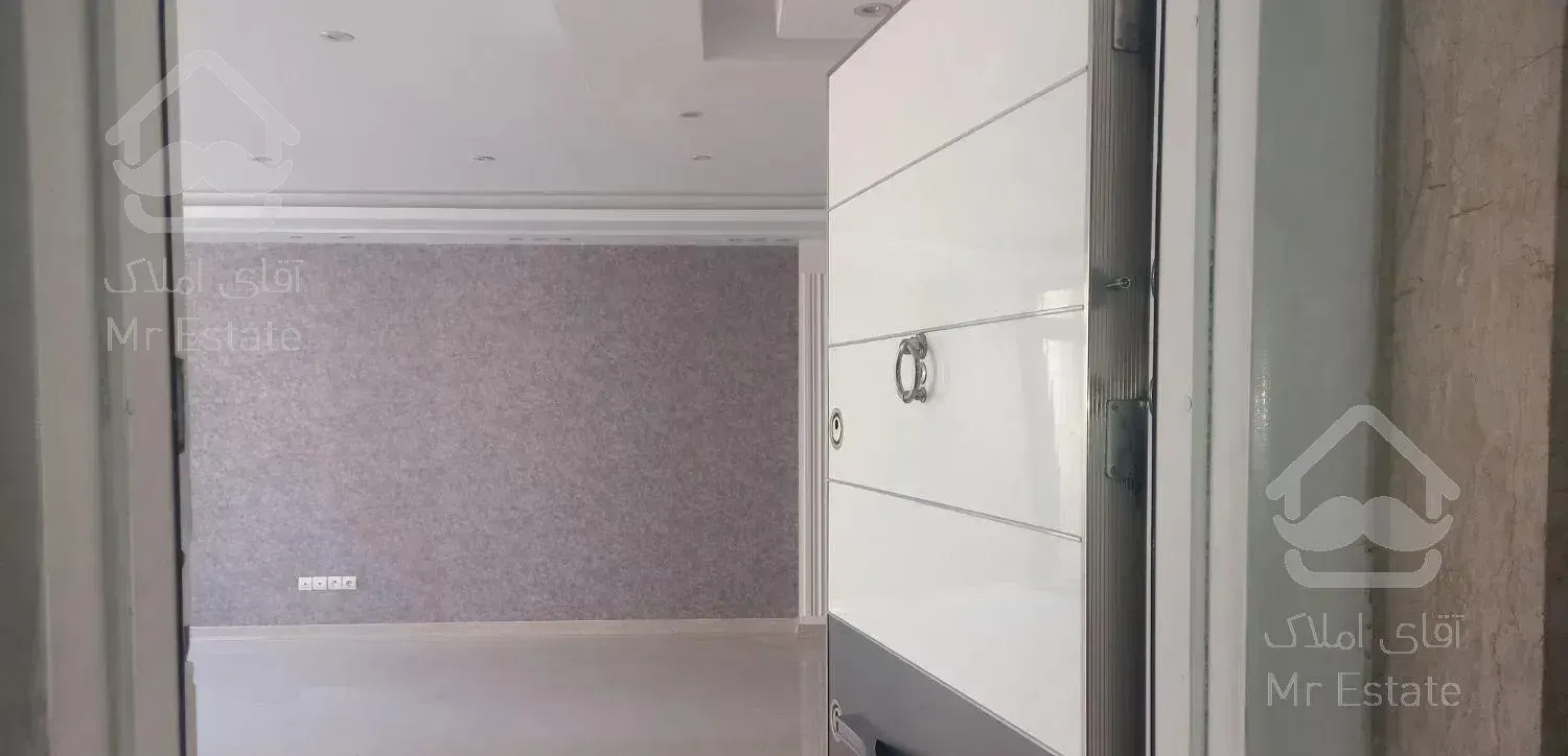 آپارتمان 160 متری سه خوابه تک واحدی