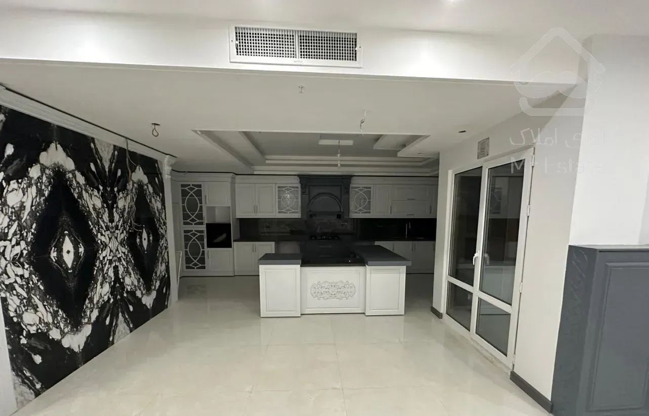 ۱۲۵متر+حیاط دلباز/صفر/قبل پیروزی‌/سرمایه گذاری