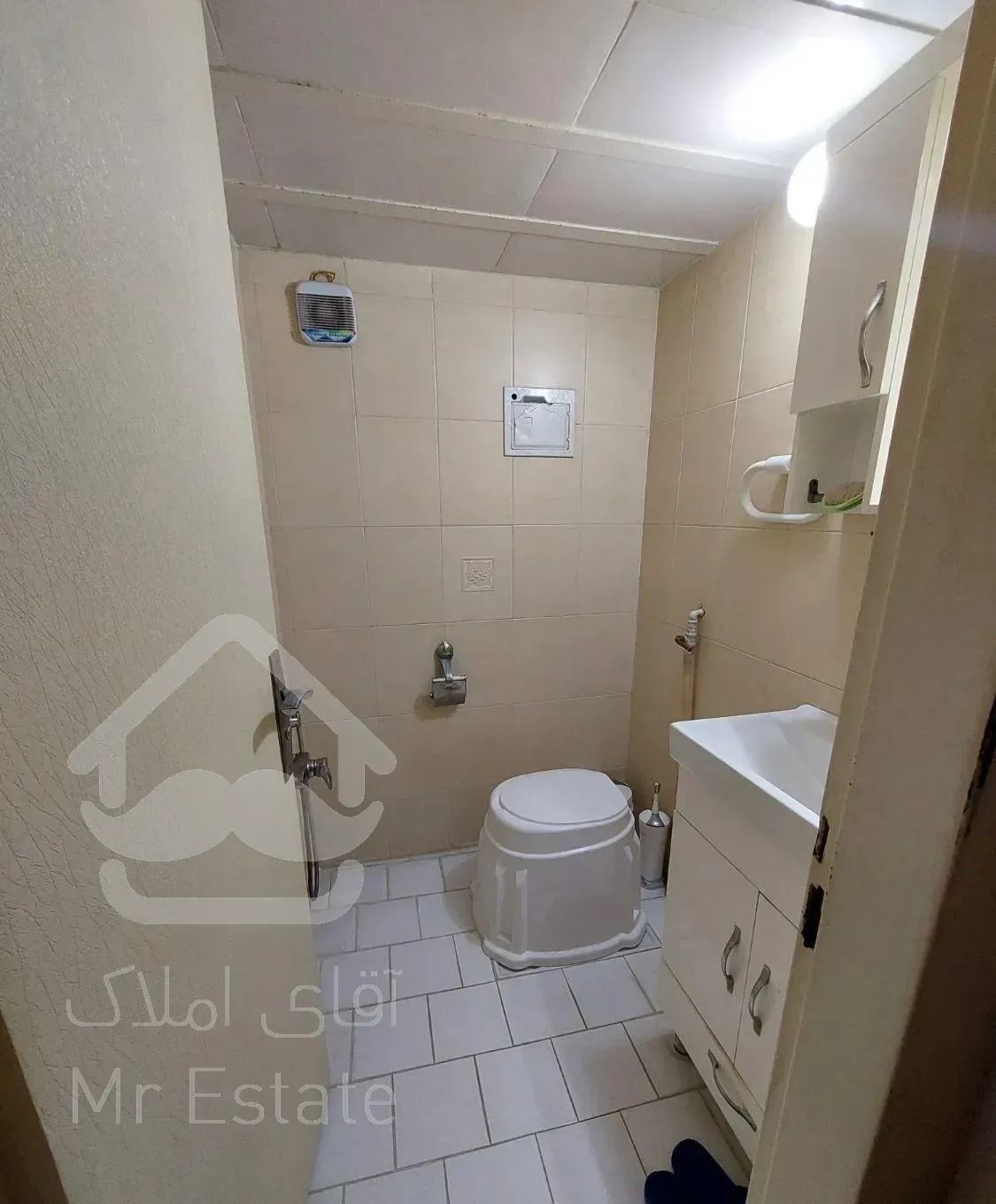 اجاره آپارتمان ۶۵ متری ۲ خوابه طبقه ۳ در سلسبیل