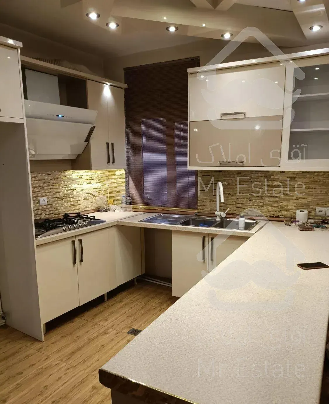 ۹۴ متر دو خوابه تمیز