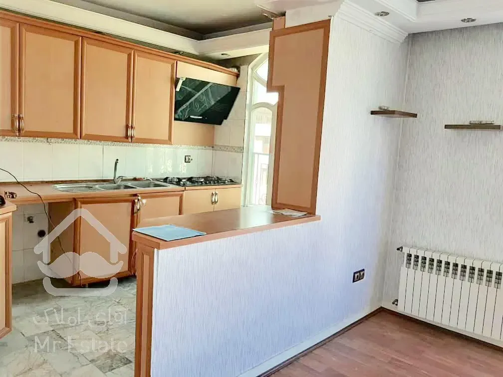 ۷۰متر آپارتمان مسکونی واقع در فردوس شرق