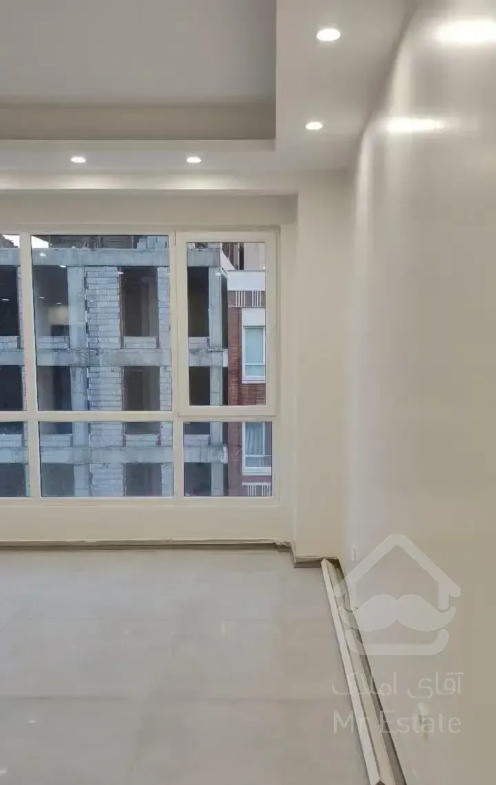 ۱۳۰ متر ۳ خواب ۱۰ واحدی پارک شاهین نوساز