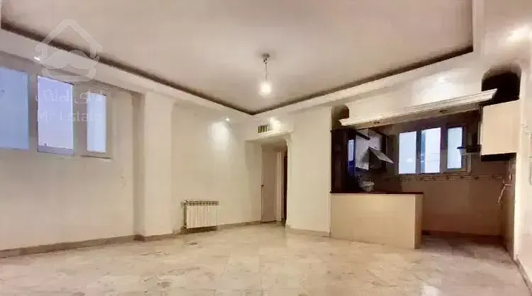 ۶۷ متر ۲ خواب/ بدون پرتی/ آسانسور دار/ کرمان شمالی