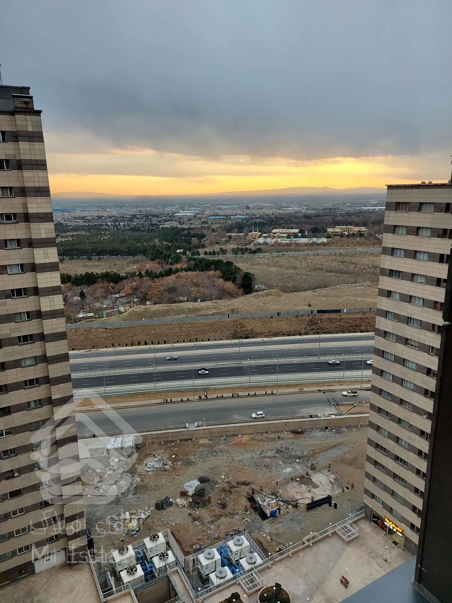 خرید واحد ۱۰۸ متری ۳ خواب بدون مشرف