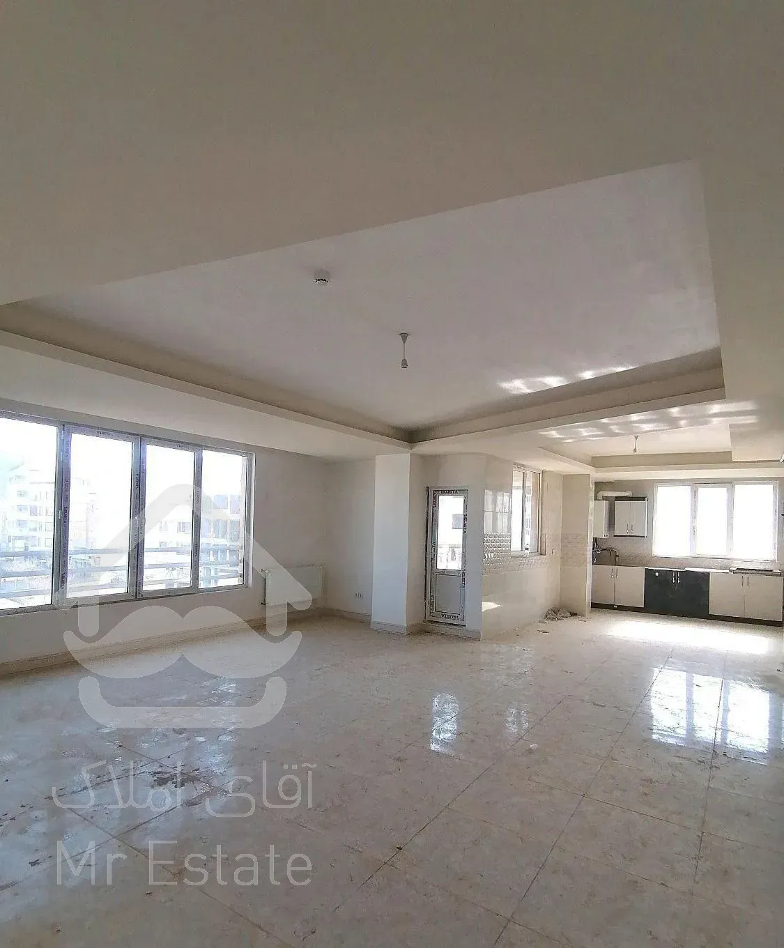 آپارتمان 138 متری سه نبش ویو ابدی / باغبان نوین