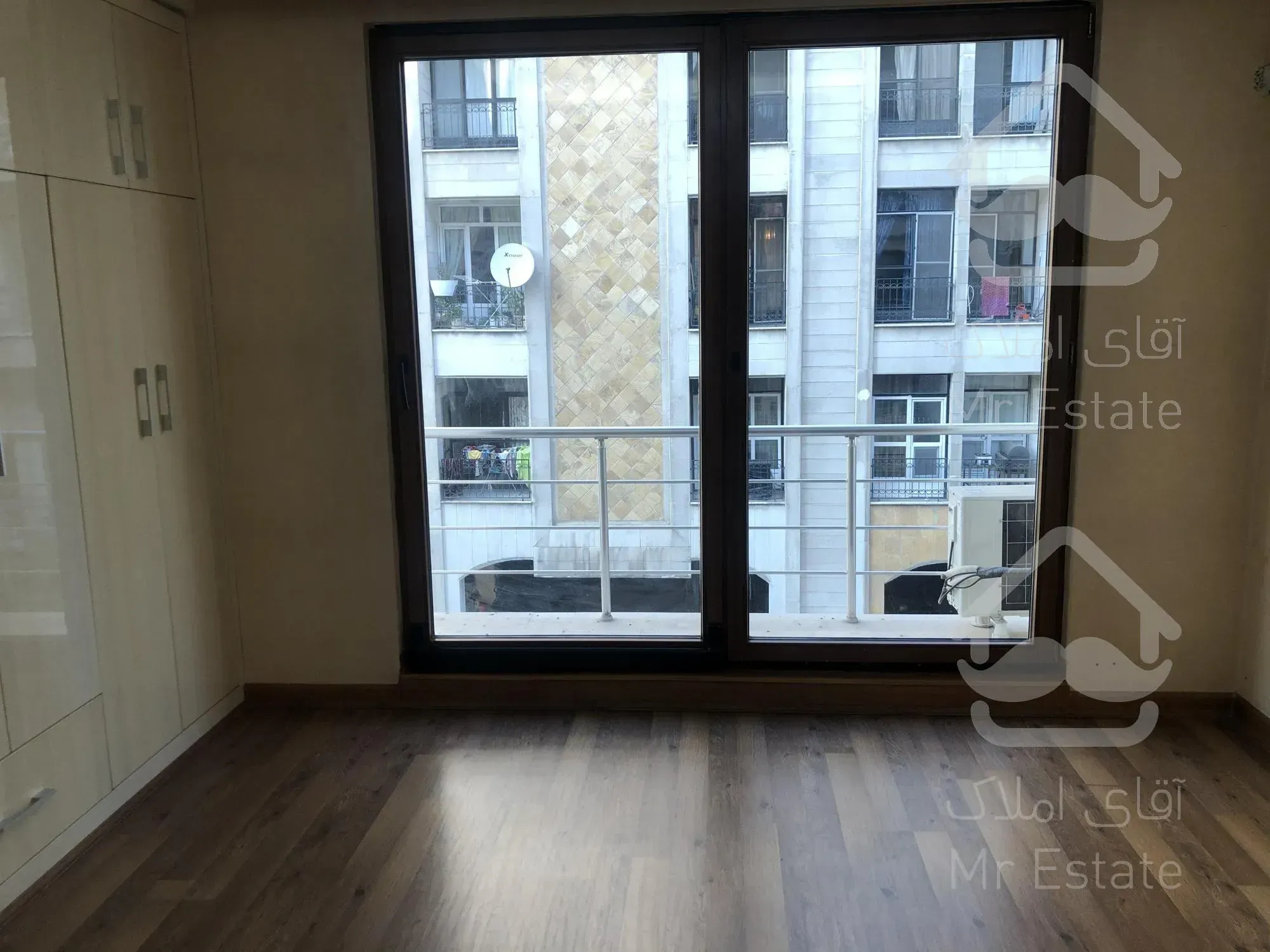 رهن و اجاره آپارتمان ۳۵۰ متری ۴ خوابه فرمانیه فول