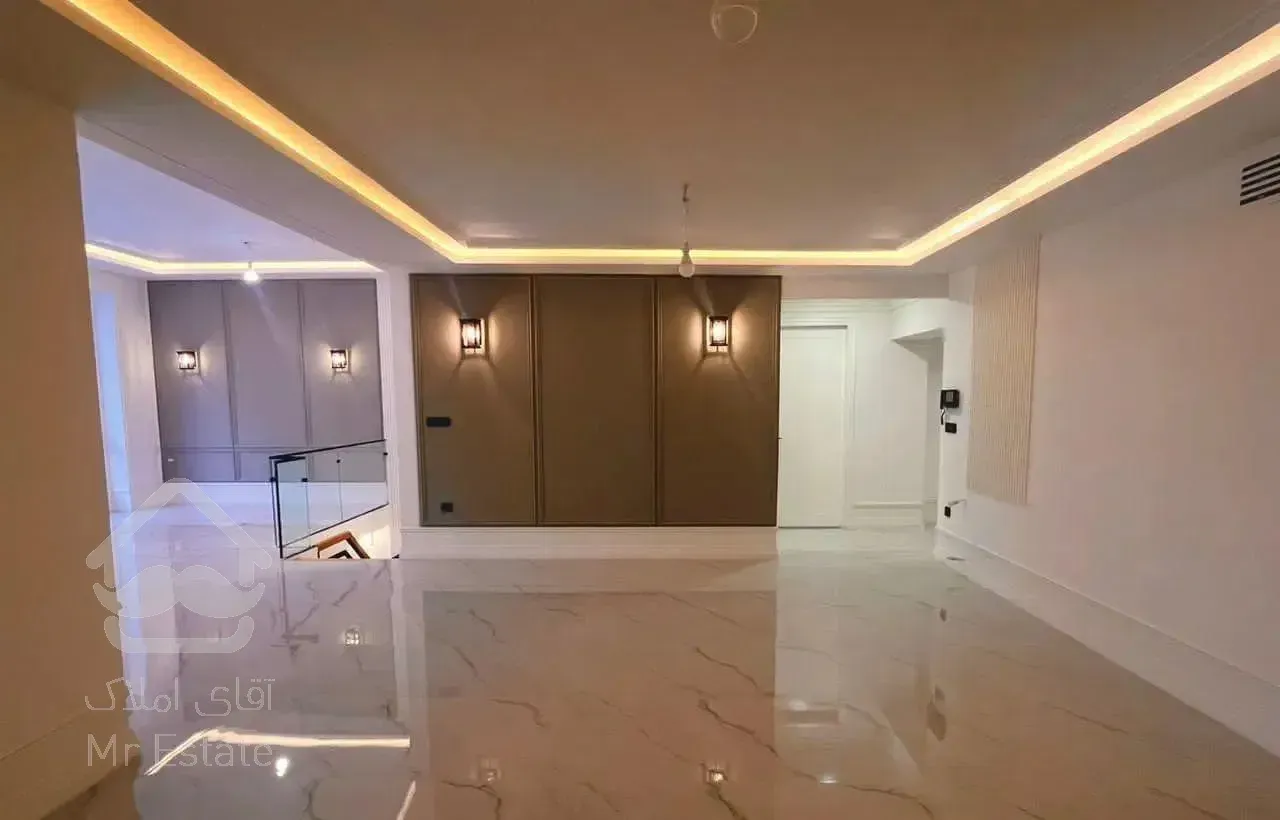 آپارتمان۳۵۸متر+۲۰۰متر سهم العرصه،زیر فی منطقه سجاد