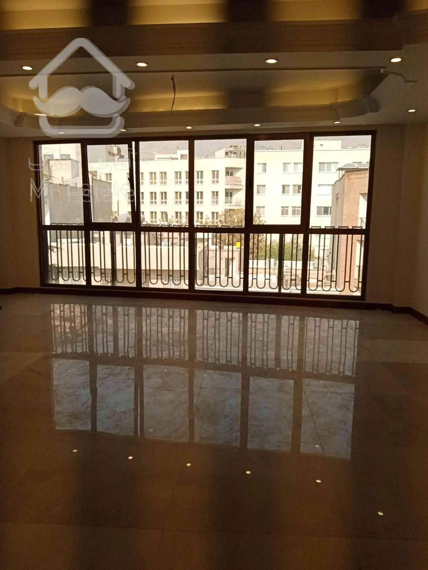 192 متر اندرزگو فول مشاعات /شخصی ساز