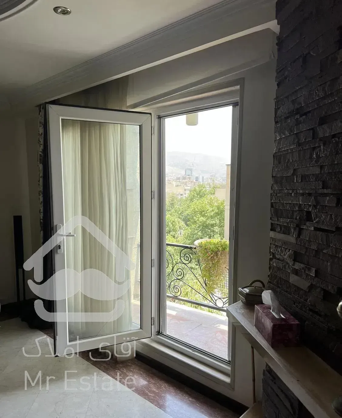 آپارتمان فرشته باغ فردوس ۱۵۶ متر ۳ خوابه