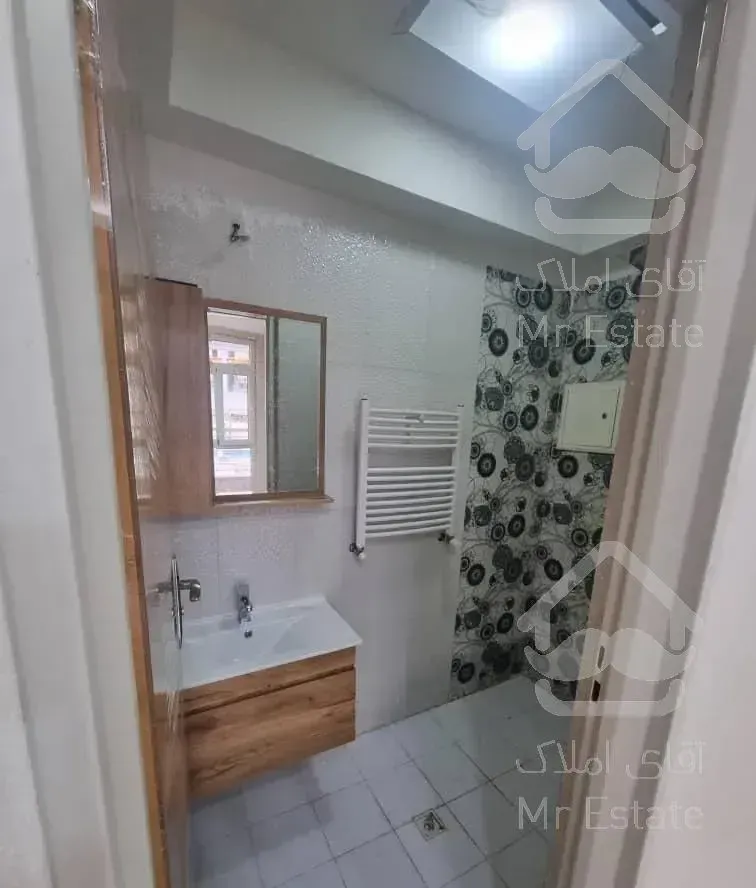 ۱۳۵متر ۳ خواب یک مستر فول مشاعات کلیدنخوردع