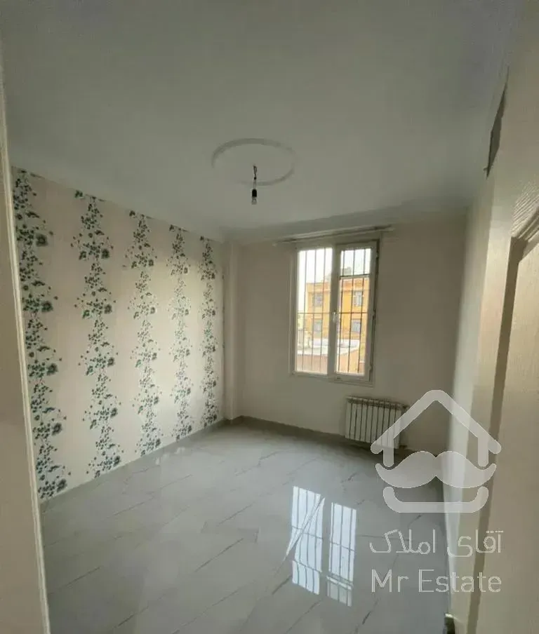 آپارتمان ۴۸ متری / سالن پرده خور /روبه آفتاب