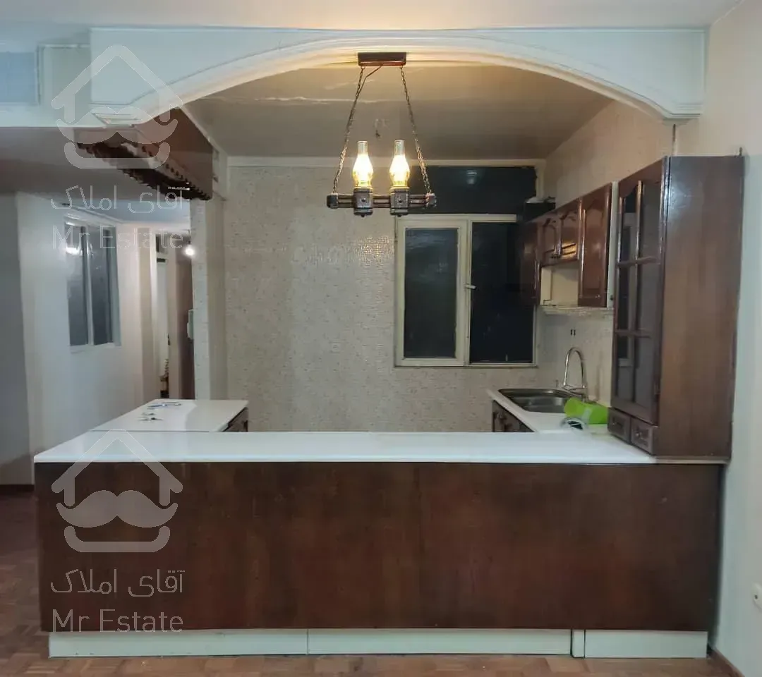 آپارتمان 130متری 3خواب در گاندی