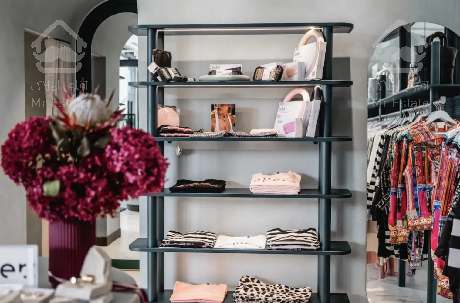 خرید مغازه دزاشیب ۱۳ متر مغازه پاساژ شمرون