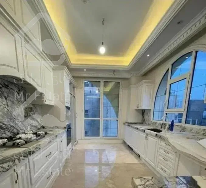 190 متر آپارتمان شیراز شمالی فول امکانات