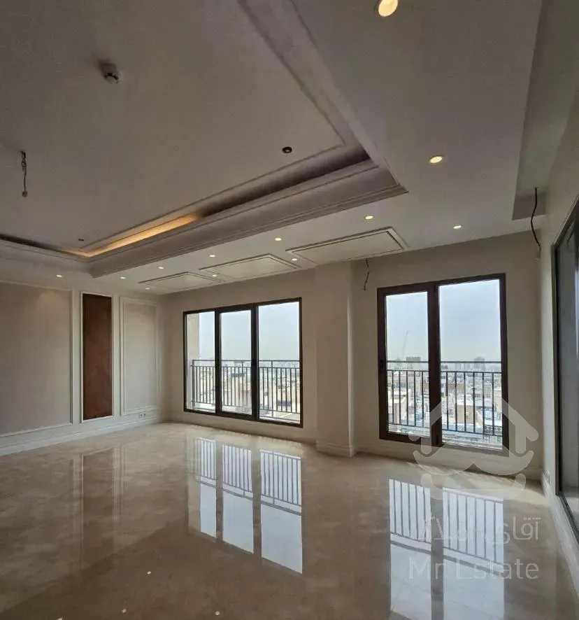 آپارتمان ۳۱۹ متر /نقد و تهاتر / ملک آباد