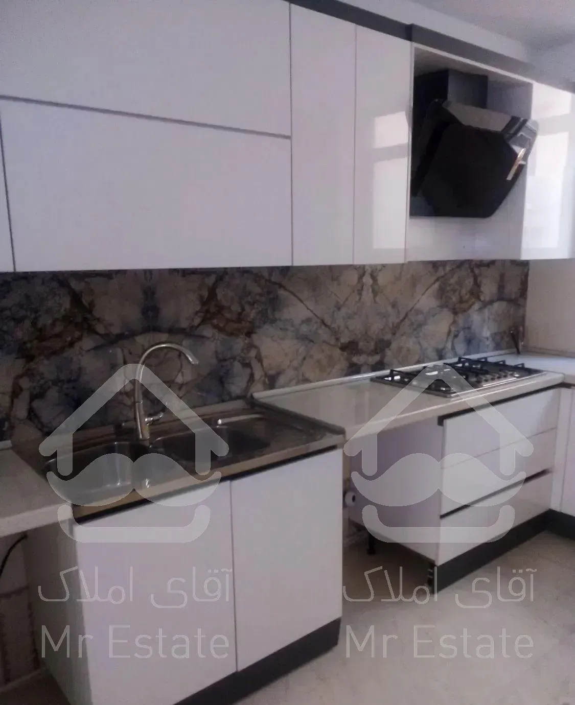 120 متر   ویلائی  بازسازی شده