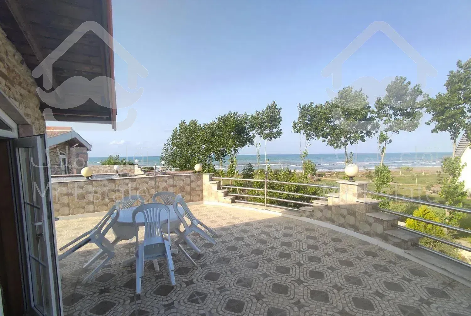 ویلا300متربنا ساحل در  لوکیشن محدوده کیاشهر