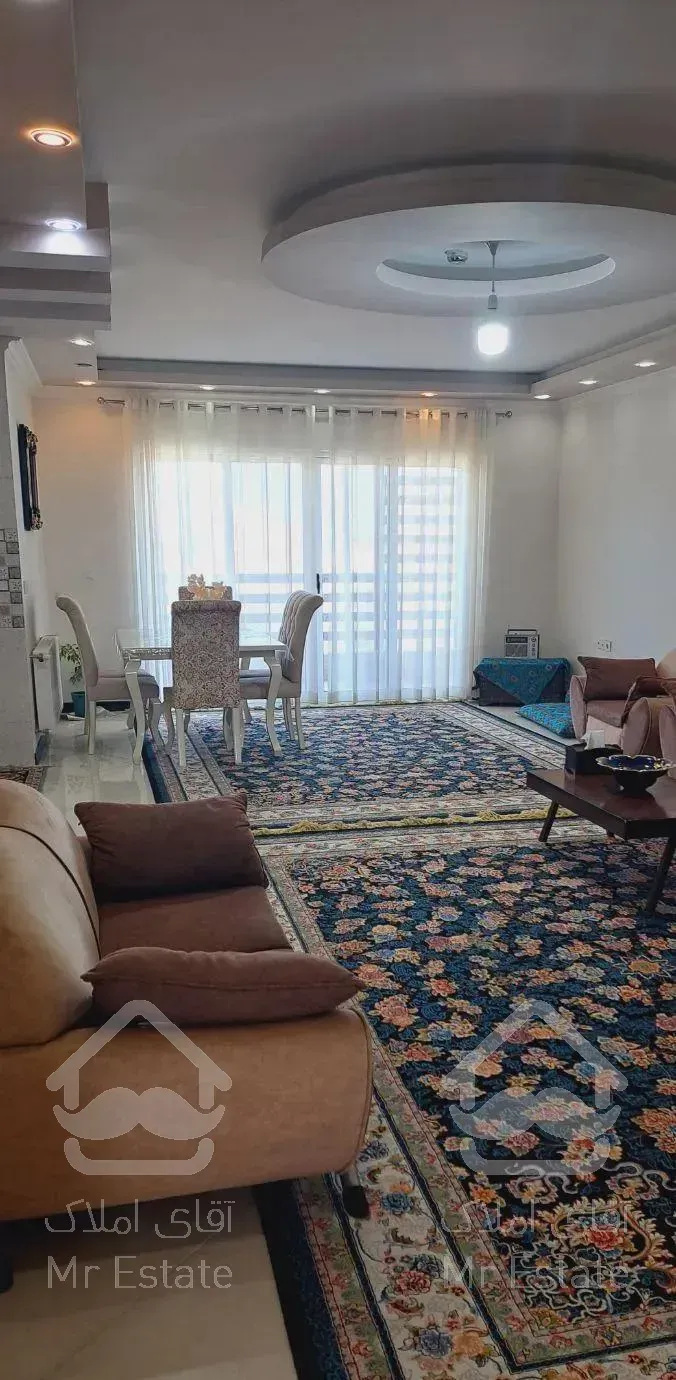 سوئیت زیبا و دلنشین تمیز با لوازم