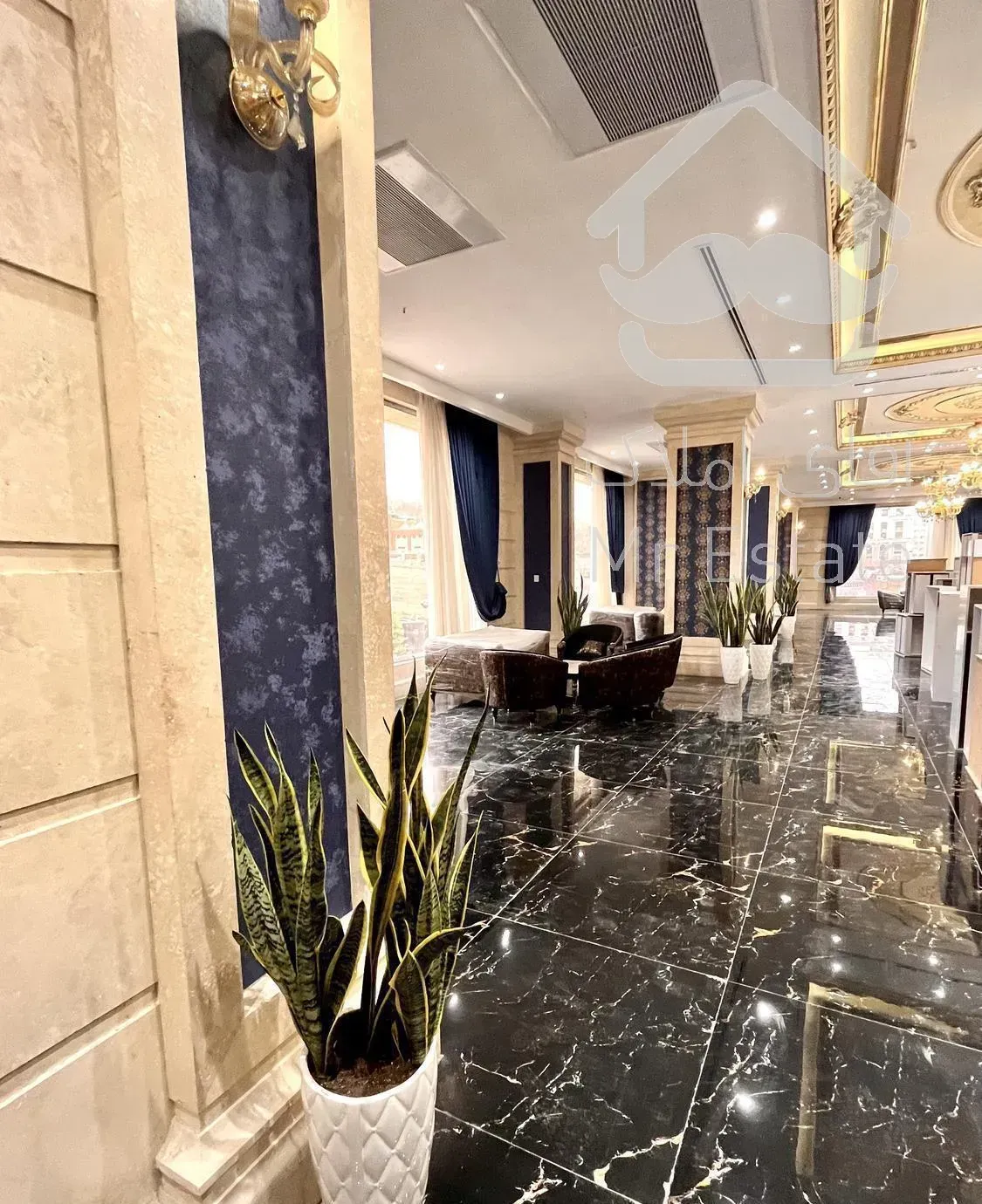 ۶۵متر/ برج‌رونیکا‌پالاس انقلاب‌مدرنیته، دفتر‌فروش‌