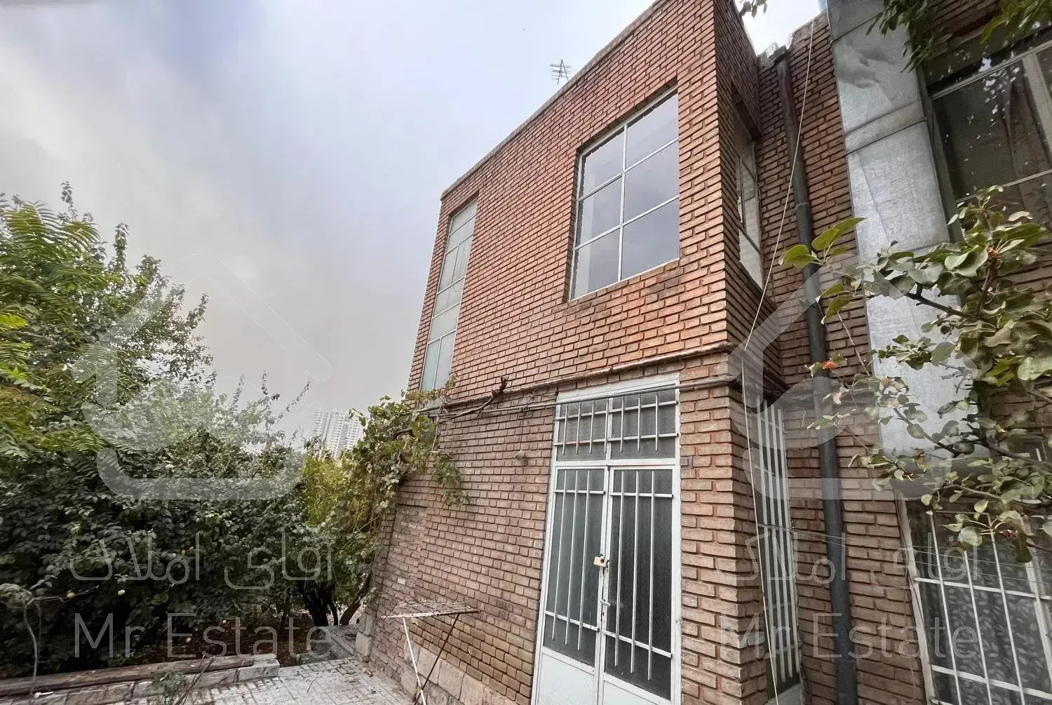 مستغل ده ونک ۸۵ متر ۲ خواب