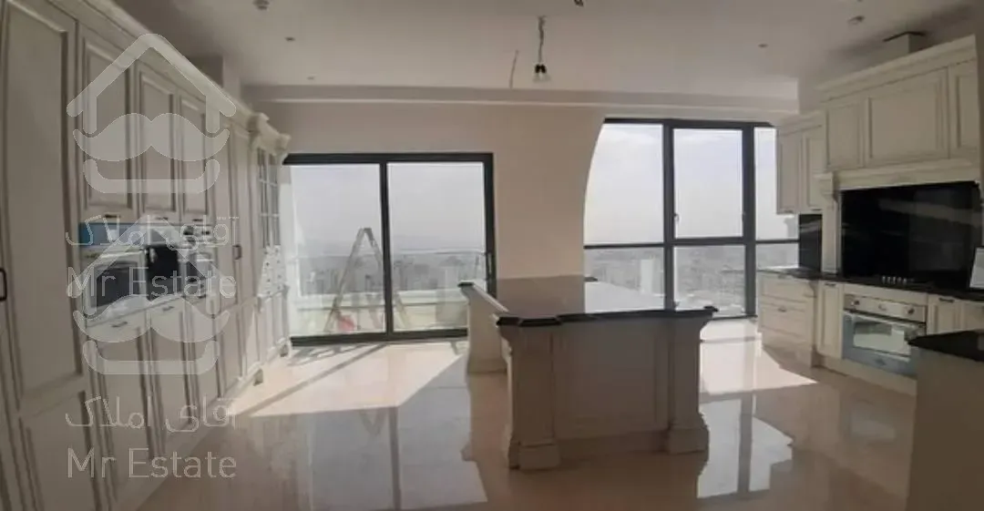 خرید و فروش آپارتمان مسکونی 250 متری فرمانیه