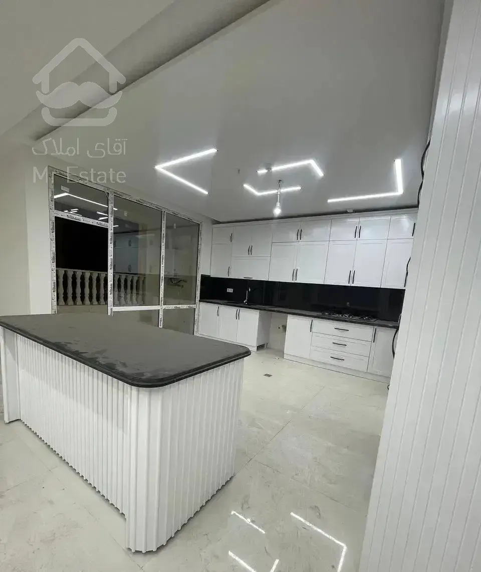 آپارتمان ۱۶۰ متر / صفر / دانش آموز ۲۱