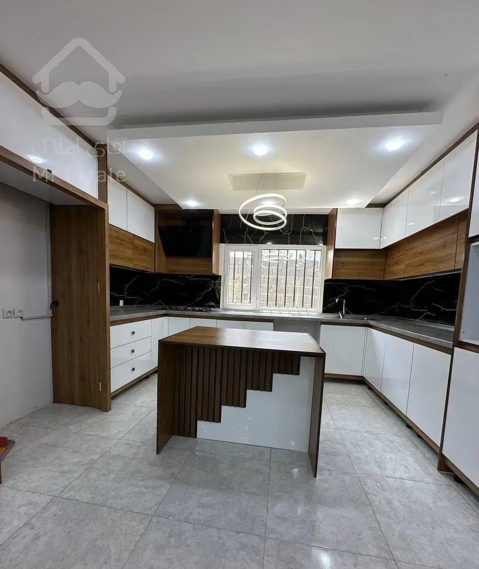 باغچه ویلا نمامدرن 230متری شهرکی دنج