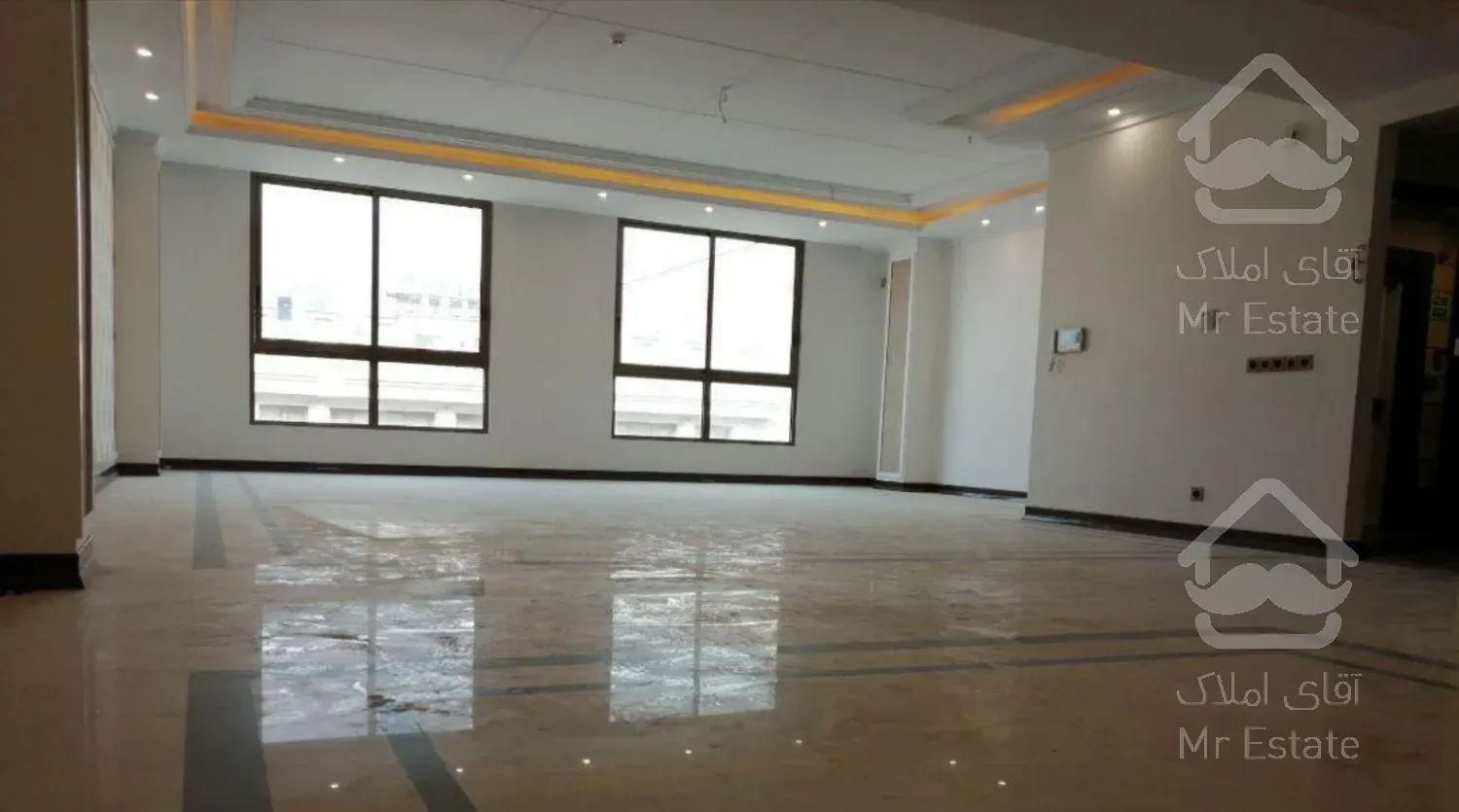 ۲۳۰ متر  در نفت شمالی