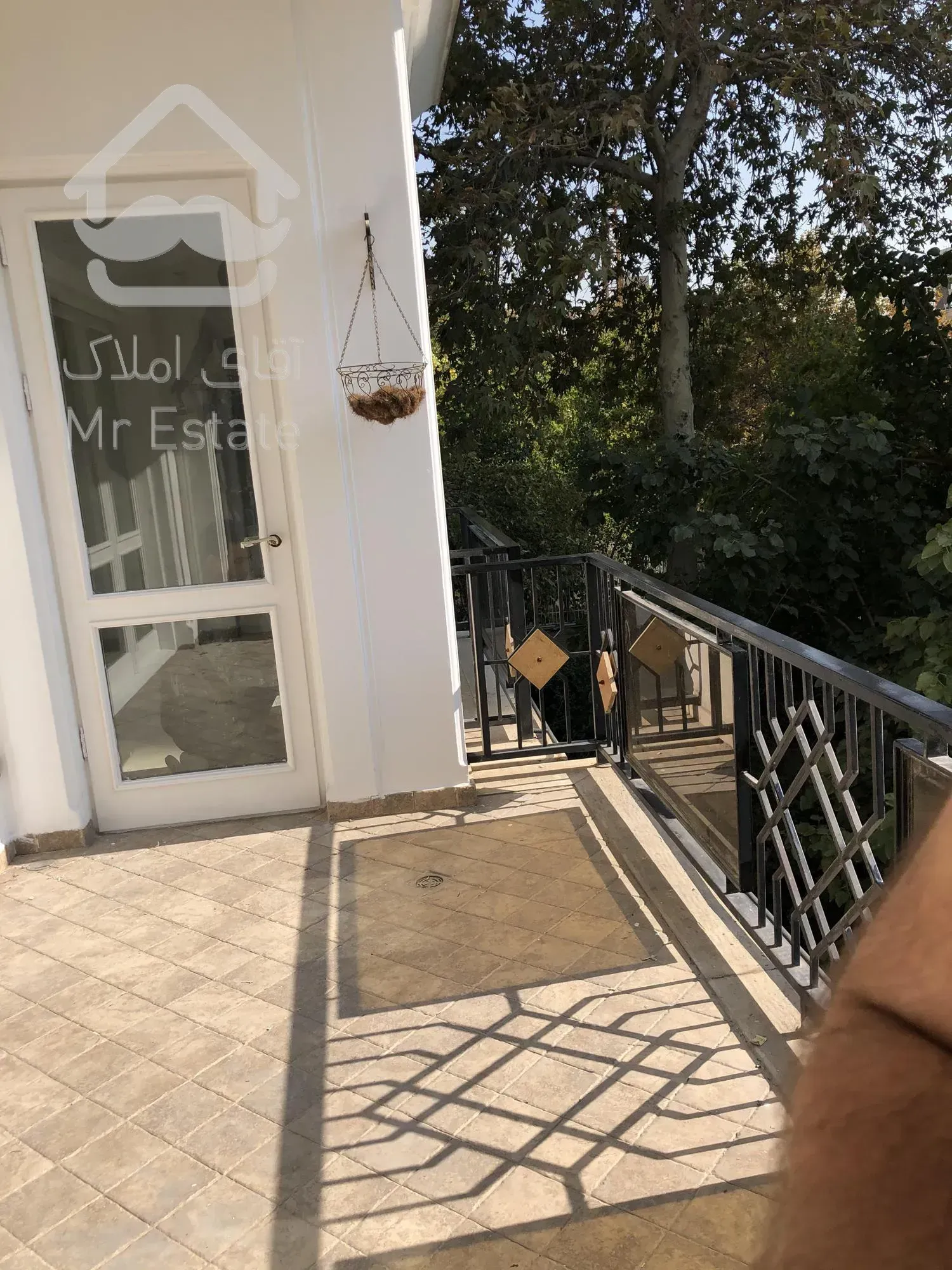 رهن و اجاره آپارتمان ۳۸۵ متری ۵ خوابه فول کامرانیه