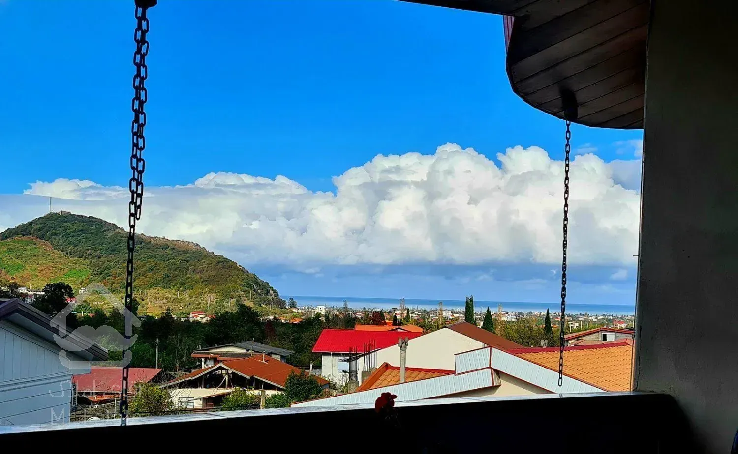 آپارتمان ۱۰۰ متر/ تک واحدی/ ویو دریا و جنگل