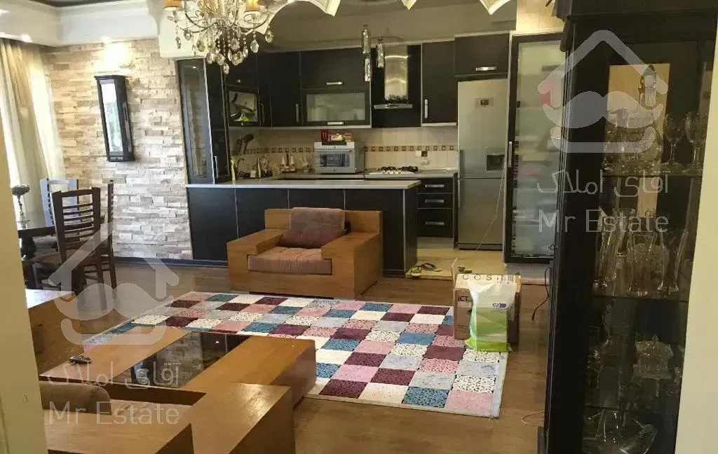 آپارتمان دلباز ویو باغ