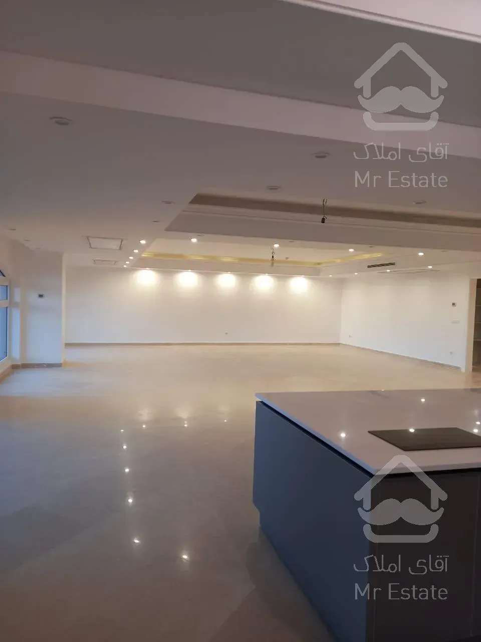 اجاره و رهن آپارتمان زعفرانیه 420  متر لاکچری