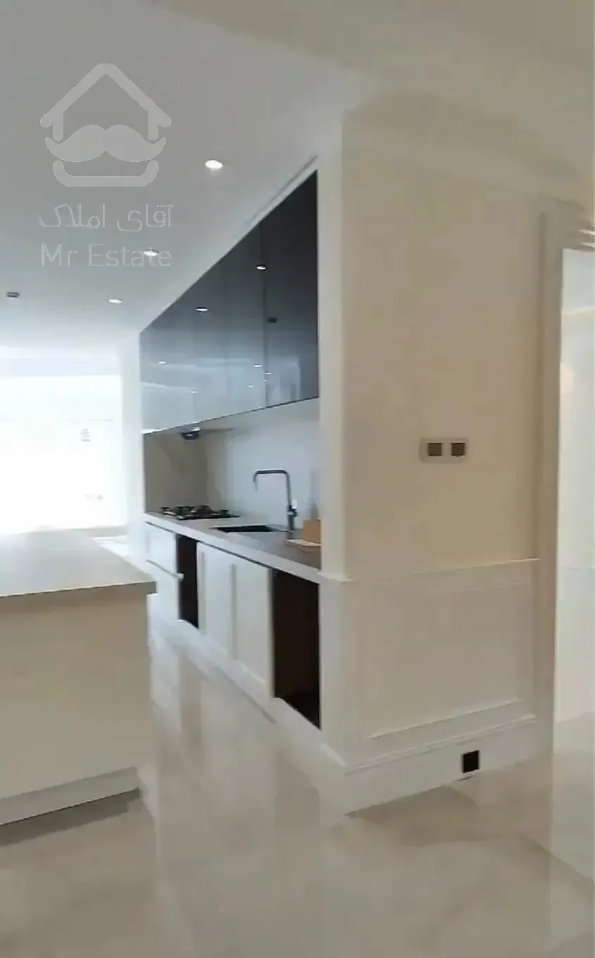 ۱۴۰ متر نوساز ۳ خواب نیاوران ۲ جهت نورمستقیم