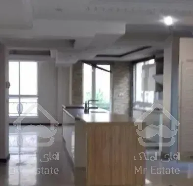 زعفرانیه ساسان جنوبی 190متر 3خ 10ساله شیک