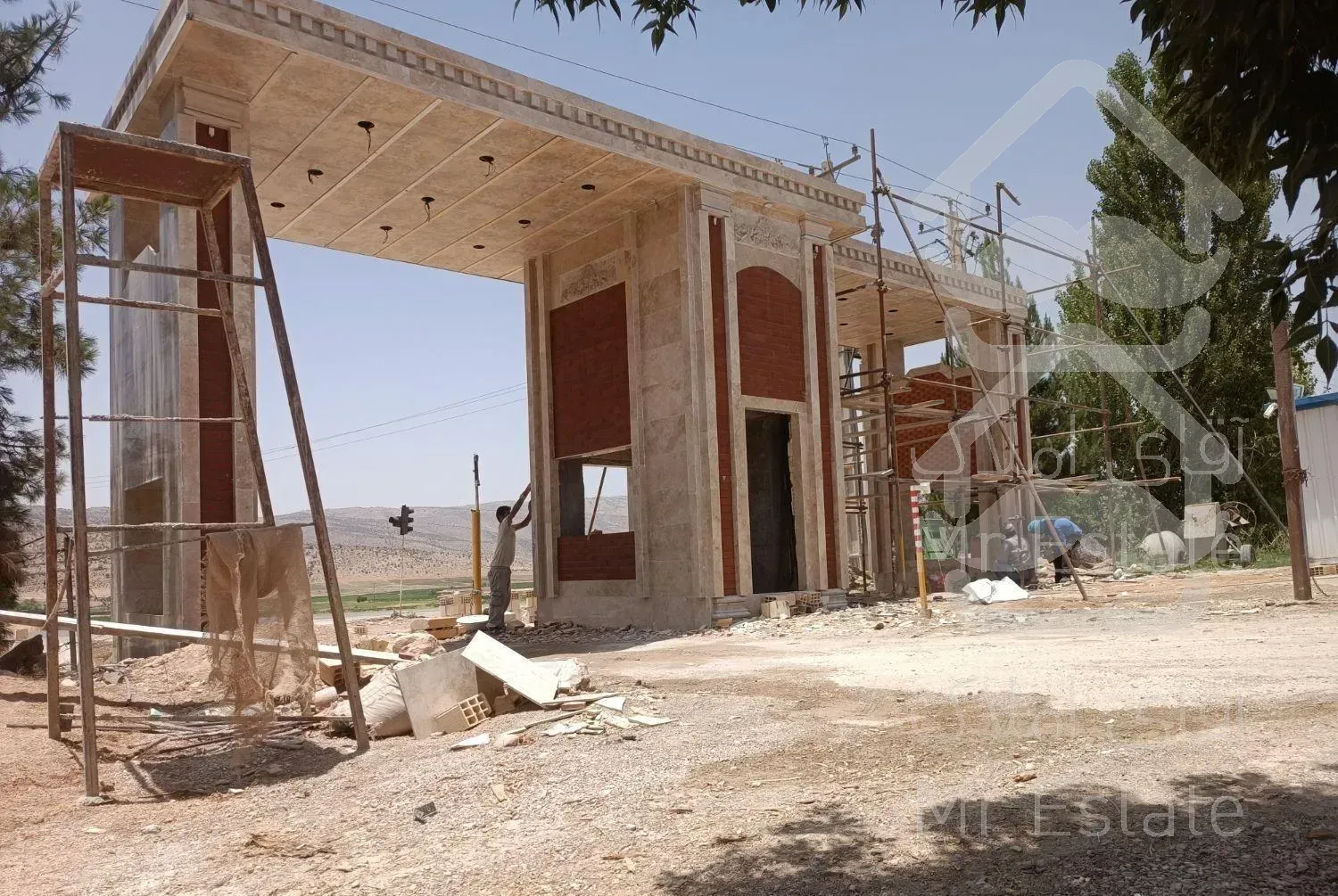 سرامیک کاری کاشی کاری و سنگ نما سنگ پله بازسازی