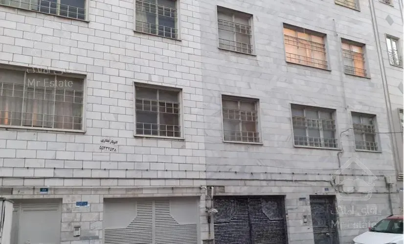 ۵۱متر یک خوابه خطی روبه افتاب ( مالک هستم )