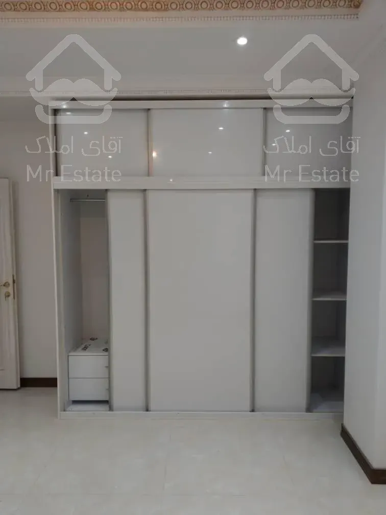 خرید آپارتمان سه خوابه 194 متری اباذر