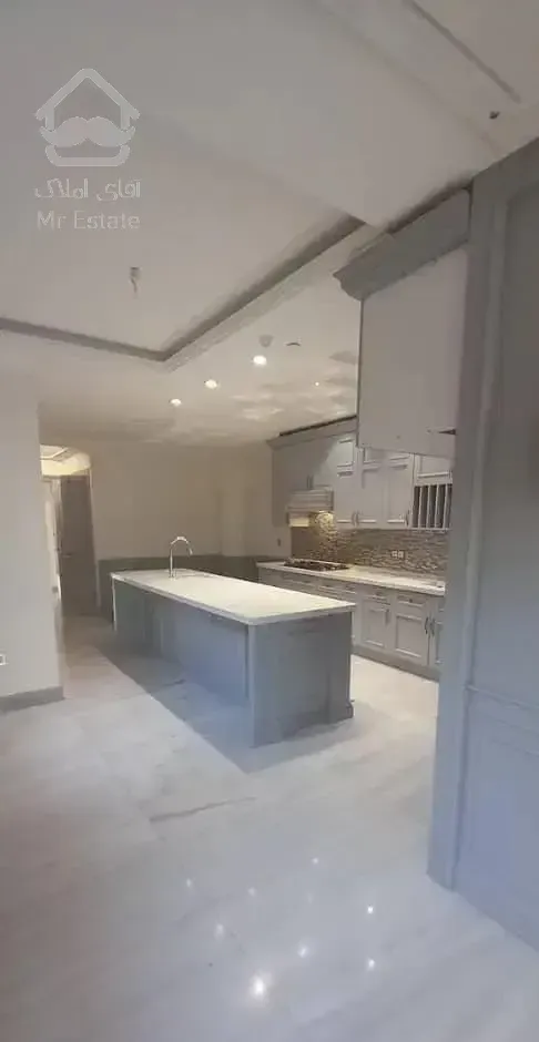 محمودیه ۲۴۰ متر ۳ خواب