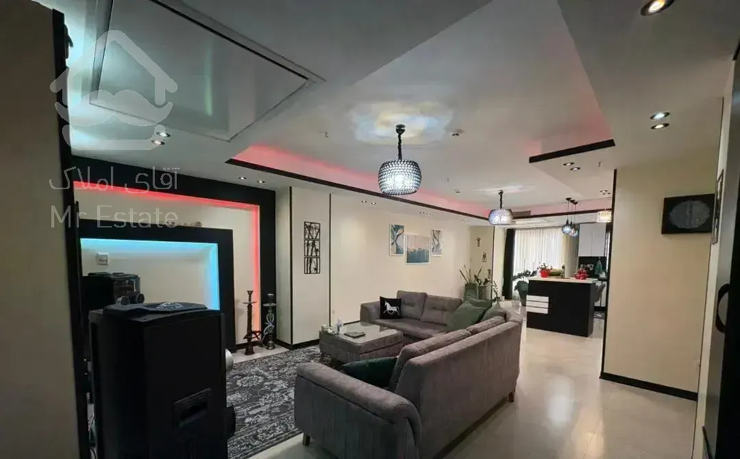 ۱۱۸ متر دو خواب  برج بهاران چیتگر/ دریاچه/منطقه ۲۲