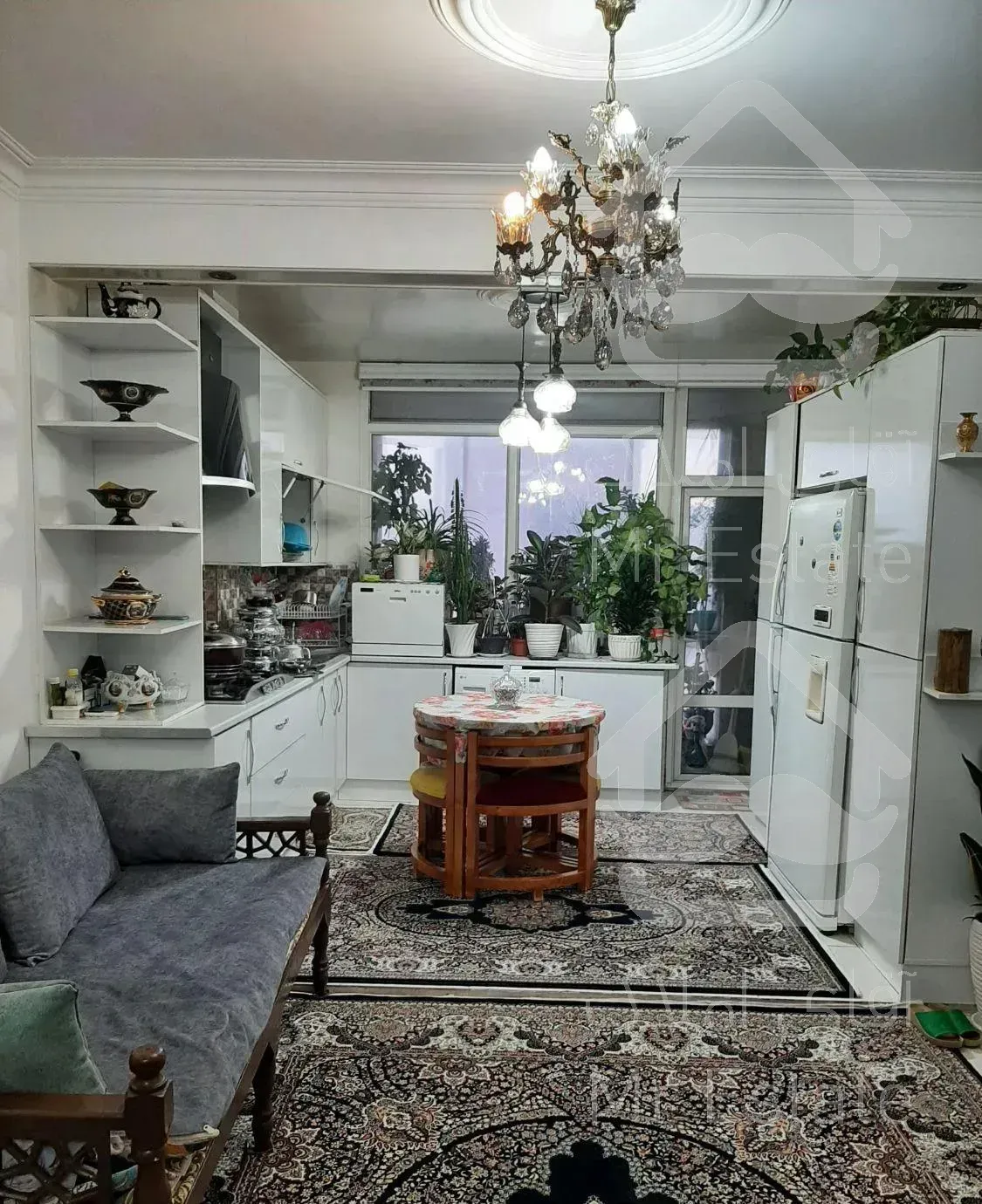 آپارتمان ۷۵ متری واقع در بلوار چمران