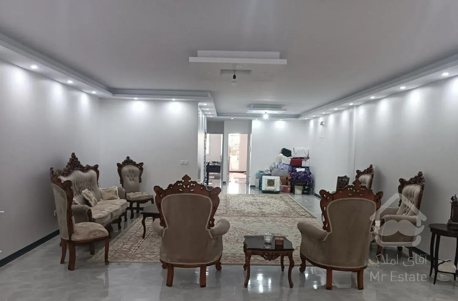 151متر فول خیابان استخر تک واحدی