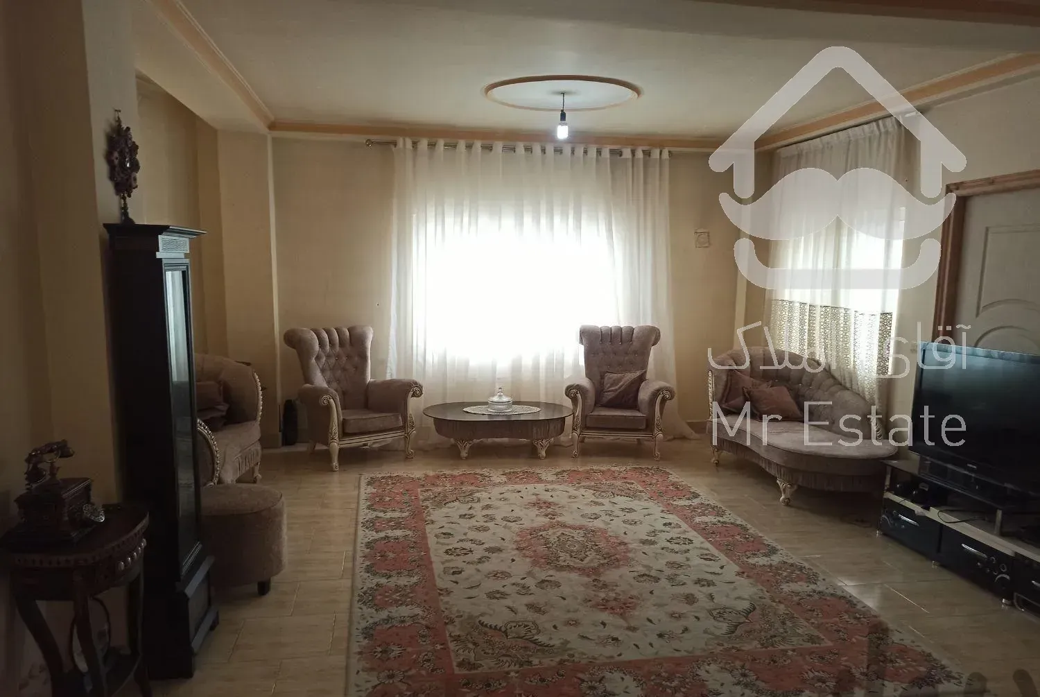 آپارتمان ۱۲۵ متری تک واحد در بلوار طبرسی