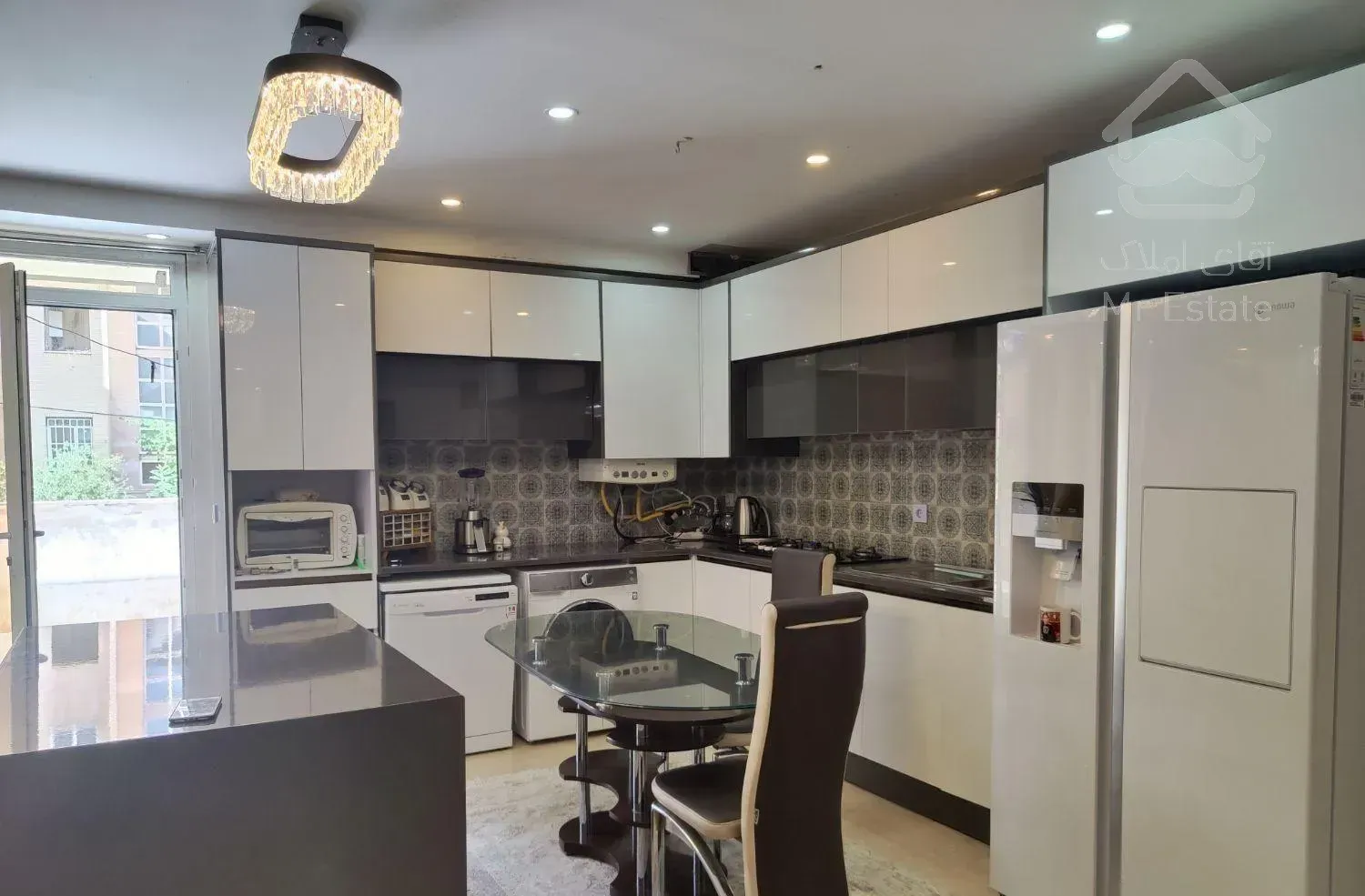 اجاره آپارتمان ۱۴۰ متری مبله گیلاوند